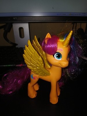 My Little Pony A New Generation: Sparkling Generations 6'' Sunny Starscout