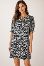 LOFT Women’s Medium NWT Black White Puff Sleeve Geometric Shift Dress