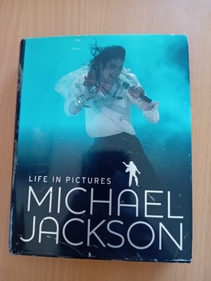 Michael Jackson (Life in Pictures) Rare Book 