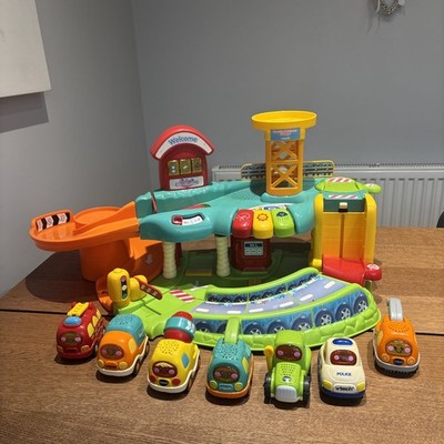 Vtech Toot Toot Fahrergarage mit 7 toot toot Autos