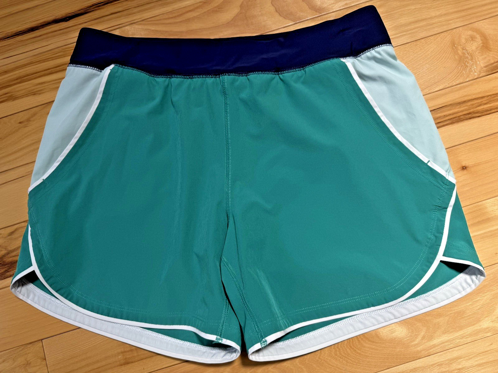 Lands' End  Quick Dry Swim Shorts with Panty Green/Navy/White Women's Size 12