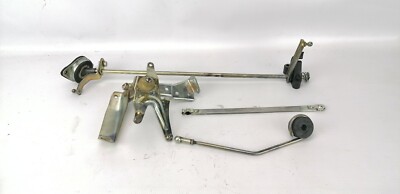 Mercedes W123 250 250T M123 Petrol Accelerator Linkage Rods Pivot
