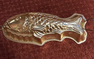 Vintage Copper Colored  Fish Mold/ Wall Hanging