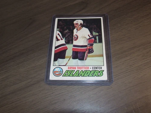 1977-78 O-Pee-Chee # 105 BRYAN TROTTIER