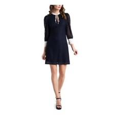 Women's Riley & Rae Lace Dress. Medium.