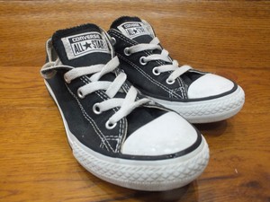 converse trainers size 2