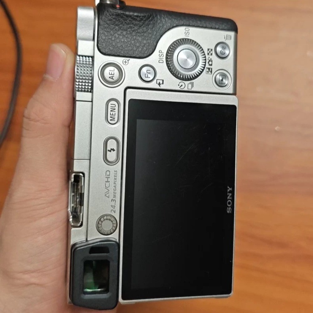 Sony Alpha A6000 Mirrorless Digital Camera w/ 16-50mm Lens w