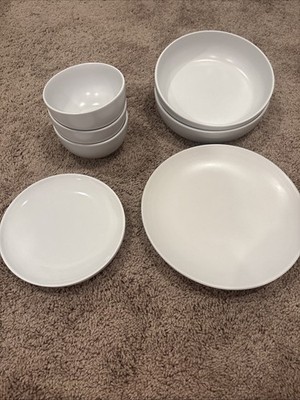 10 Strawberry Street Ceramic Dish Set 8 Pieces White Dishwasher Safe
