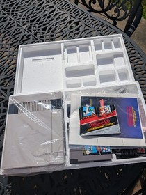 NES BOXED NINTENDO CONSOLE SYSTEM NM duck hunt and gun
