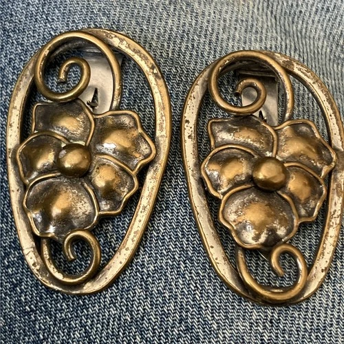 Two Antique ART DECO 20's DRESS SCARF SHOE CLIP Lily Tulip Flowers Brass Jewelry