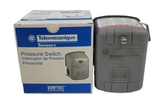 SQUARE D 9013FSG2J21M4 Pressure Switch Diaphragm 1/4” FNPS, DPST - NEW