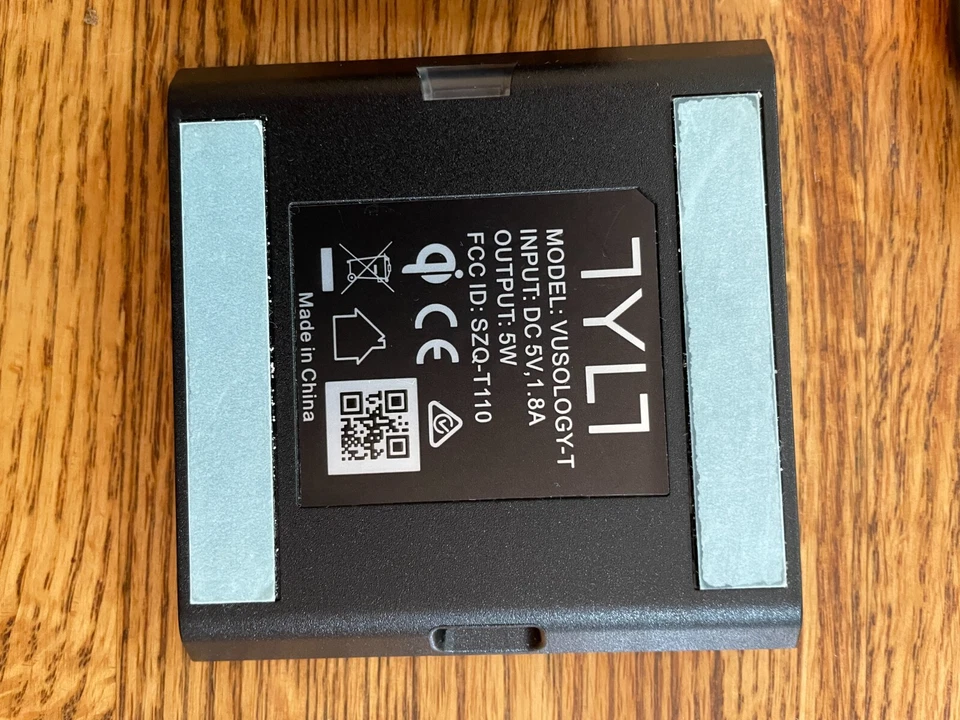 TYLT VU Solo Qi Wireless Charger mat for Qi Smart Phones - Black/Gray ships free - Image 2 of 2