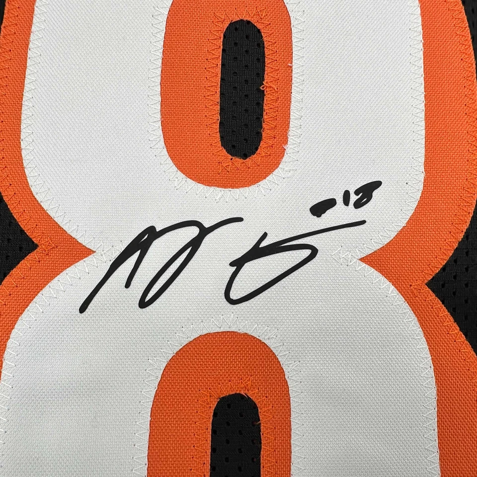 Facsímil Autografiado A.J. Jersey AJ Verde Cincinnati Negro Reimpresión Talla Hombre XL Foto 2 de 4