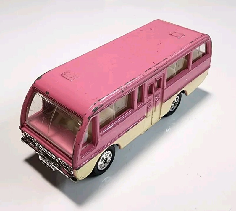 ☆ 【Peace】ミニカー10台 Vintage 1974 Tomica #46 Pink/Cream Mazda Light Bus 1/88 Diecast