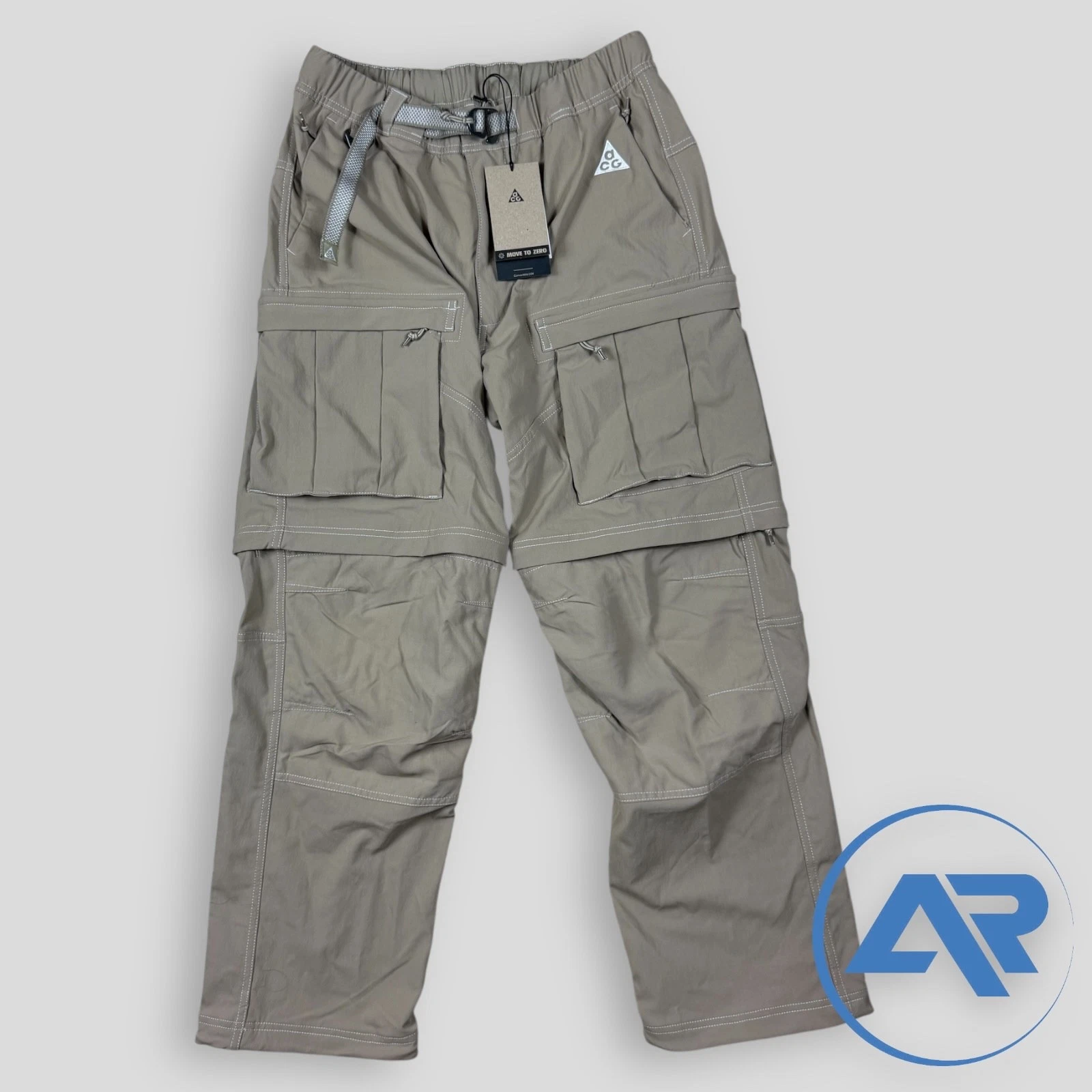 Nike ACG Smith Summit Convertible Cargo Pants Khaki Men’s Size Small FN0428-247
Opens in a new windo