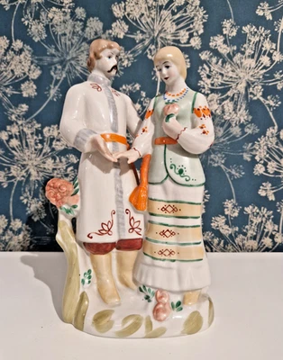 Belle figurine soviétique en porcelaine. Fiancée Couple dans l’amour Année 1970 - Photo 1/4