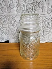 Vintage 1984 Planters Mr. Peanut Diamond Pattern Glass 7.75" Apothecary Jar