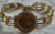 22ct Gold Half Sovereign 1982 QUEEN ELIZABETH.II on 9ct Gold 5 Bar Gate Bracelet