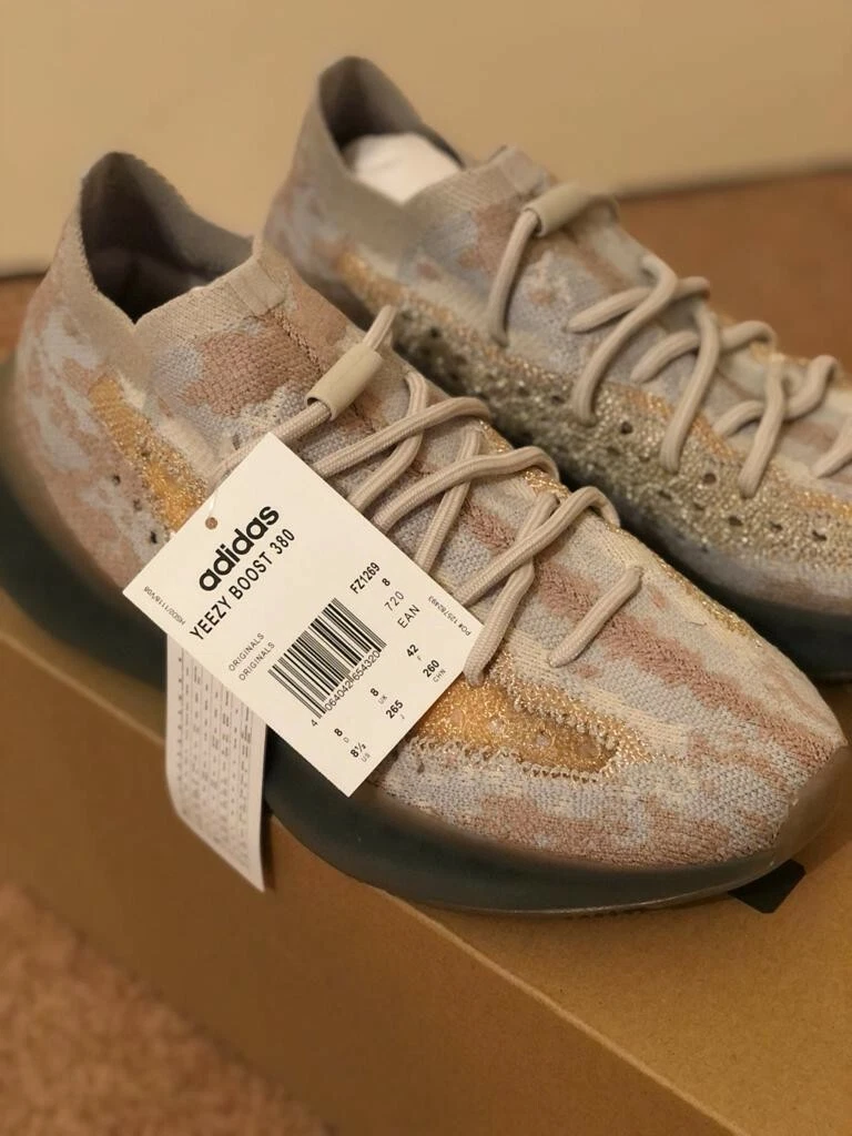 Adidas Yeezy Boost 380 Pepper UK taglia 8 NUOVISSIME CON SCATOLA! 100% autentico