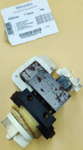Miele Laugenpumpe BE20B2-065 - Dichtung beschädigt Original 4063383