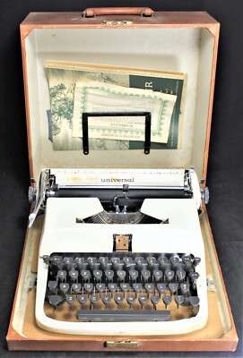 Underwood Universal Quiet Tab WHITE Portable Typewriter w