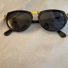 Classic Black  Gold Cat Eye 100 UVA-UVB Lens Protection Sunglasses