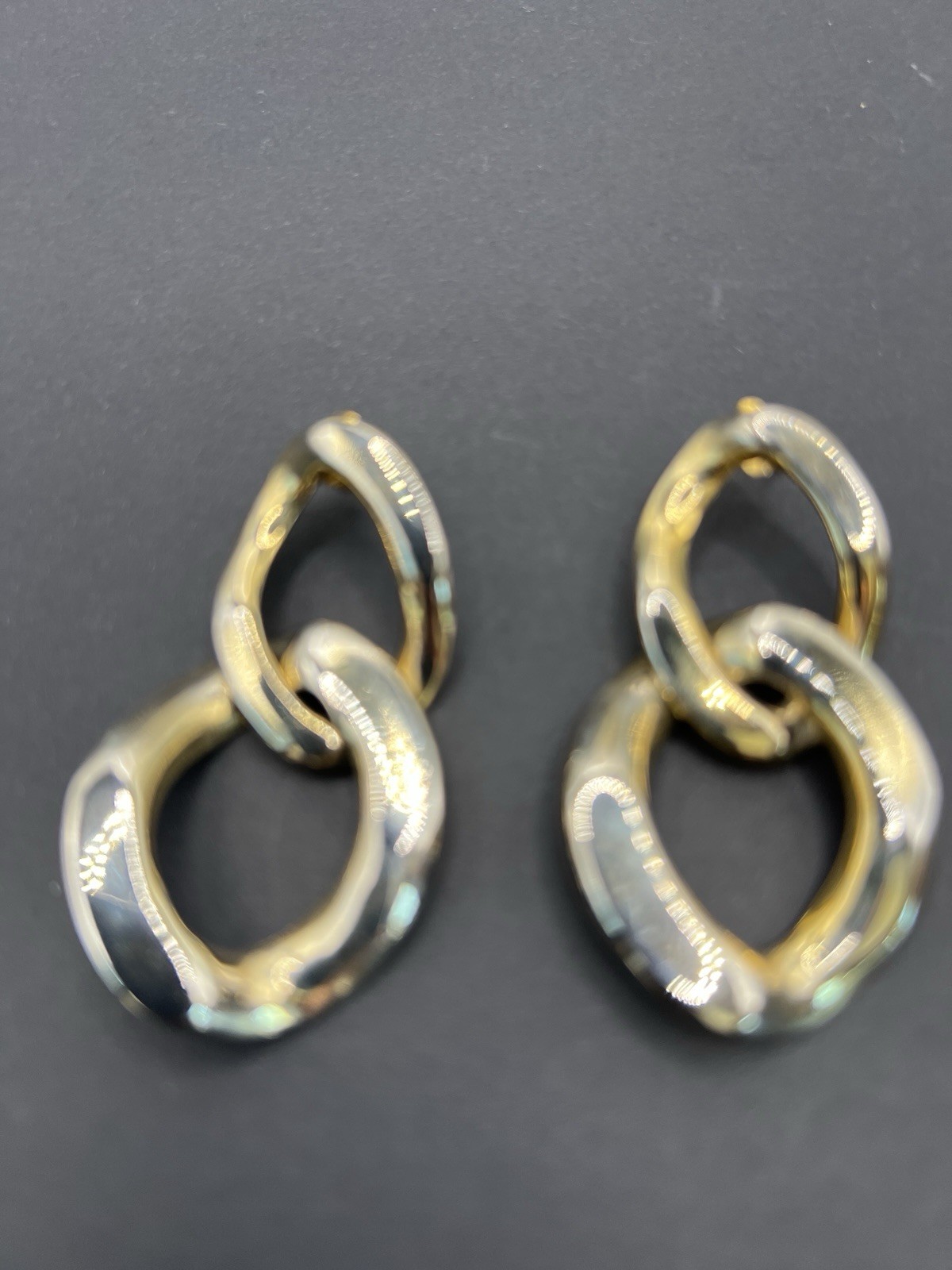 Bold Gold Tone Interlocking Link Drop Earrings Mo… - image 4