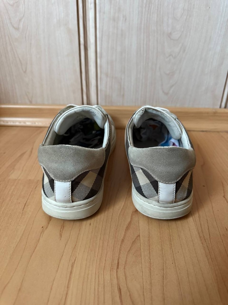 BURBERRY LONDON ENGLAND WHITE LOW TOP SNEAKERS LEATHER SHOES CHECK