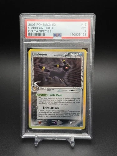 2005 Pokemon EX Delta Species Umbreon Holo Rare #17 NEAR MINT PSA 7