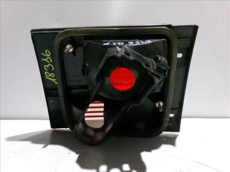 1H5 945 107 left rear tailgate light for VOLKSWAGEN VENTO 1.8 G 1993 77796 - Изображение 2 из 4