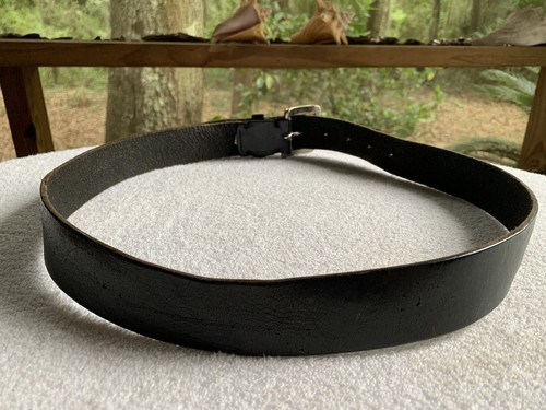 American Eagle Outfitters Belt Men 34-35 Heavy Genuine Leather Black Silver AEO - Picture 9 of 9