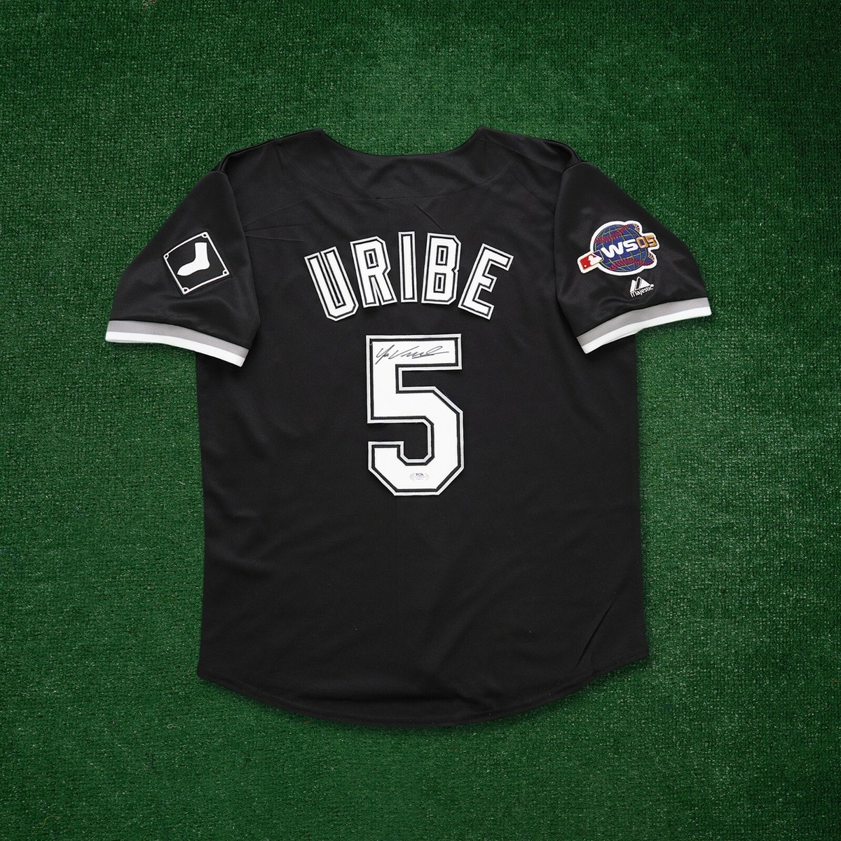 Juan Uribe signed 2005 Chicago White Sox World Series Alt Black