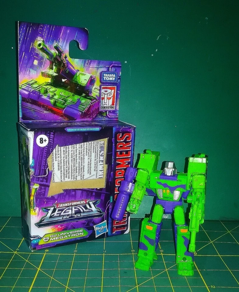 Transformers Legacy Megatron G2 Hasbro - Immagine 2 di 4