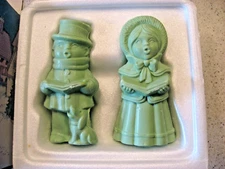 Vintage Avon Christmas Carolers Two Special Occasion Fragrance Soaps 3 oz Each