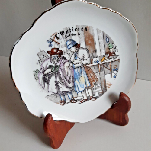 Assiette Porcelaine Vintage Décoratif Métier Vieux Paris L'opticien XV° Siècle - Photo 1 sur 4