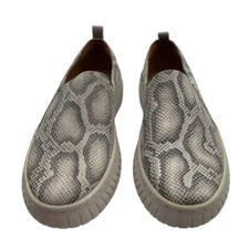 Sofft Potina animal print size 7  Loafers Shoes