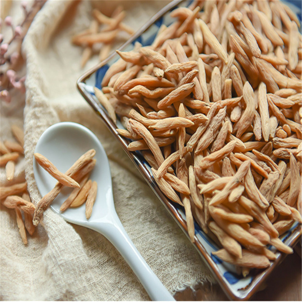 Super Sulphur-Free Natural Ophiopogon Tea Health Tea Flower Tea New Scented Tea