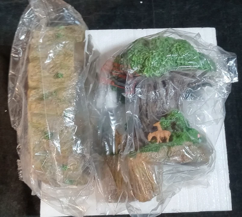 Fuente de agua de vida silvestre de mesa interior de poliresina 12" Foto 3 de 4