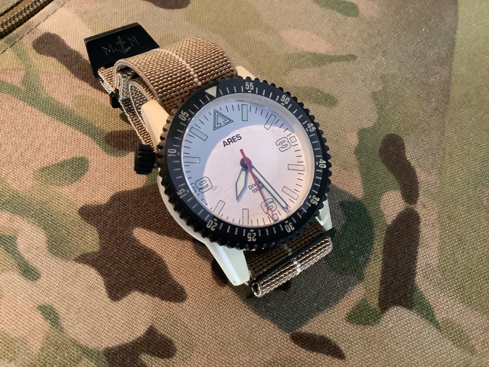 ARES DIVER 1 “SAND CEREKOTE” Quartz 