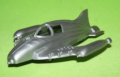 1950's PYRO SPACE SCOUT X-100 HARD PLASTIC SILVER SPACESHIP