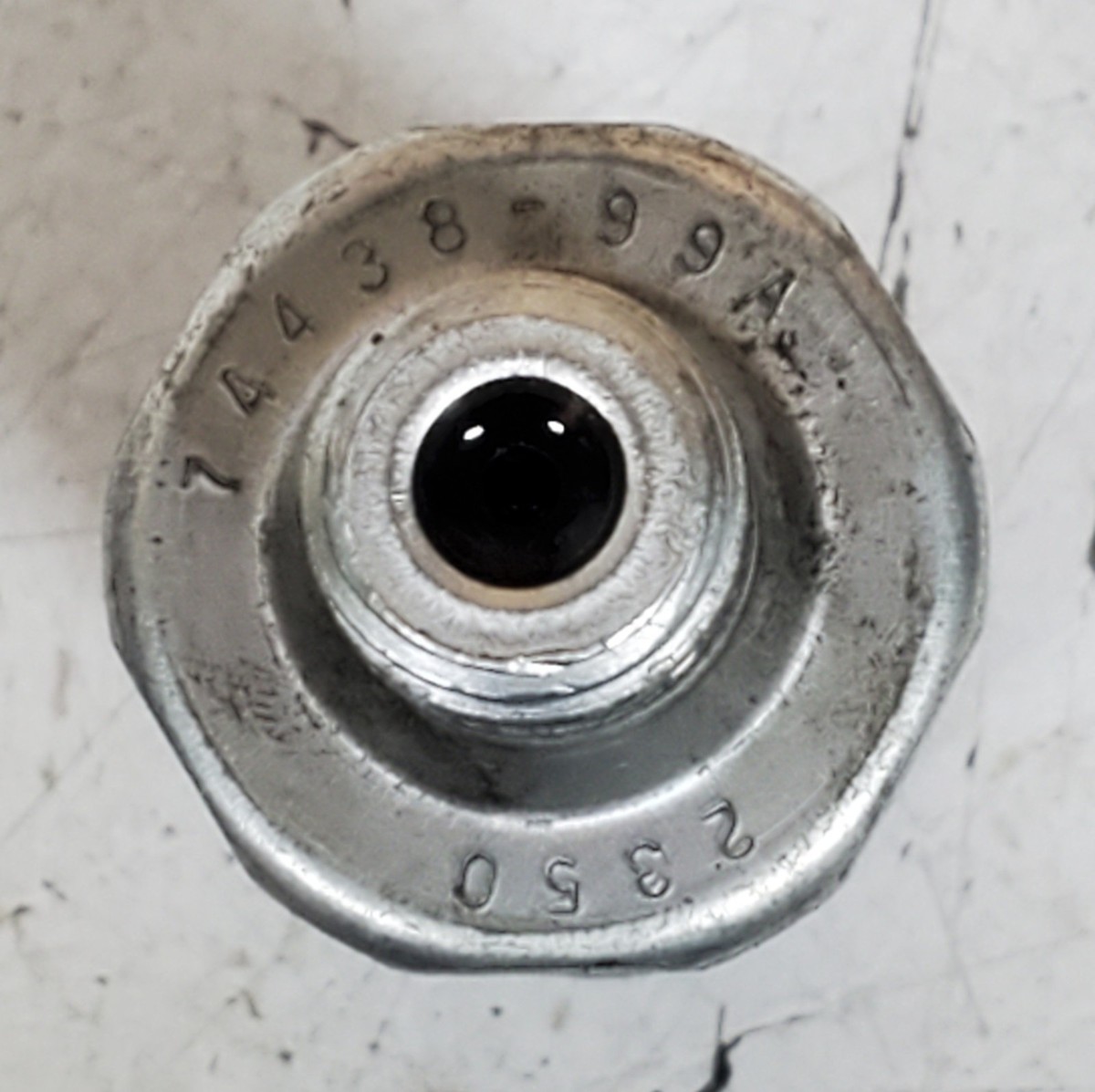 200o Harley-Davidson Electra Glide FLHTCI Oil Pressure Sensor