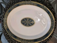 ROYAL DOULTON Carlyle OVAL PLATTER 13 5/8" Serving Plate Dish