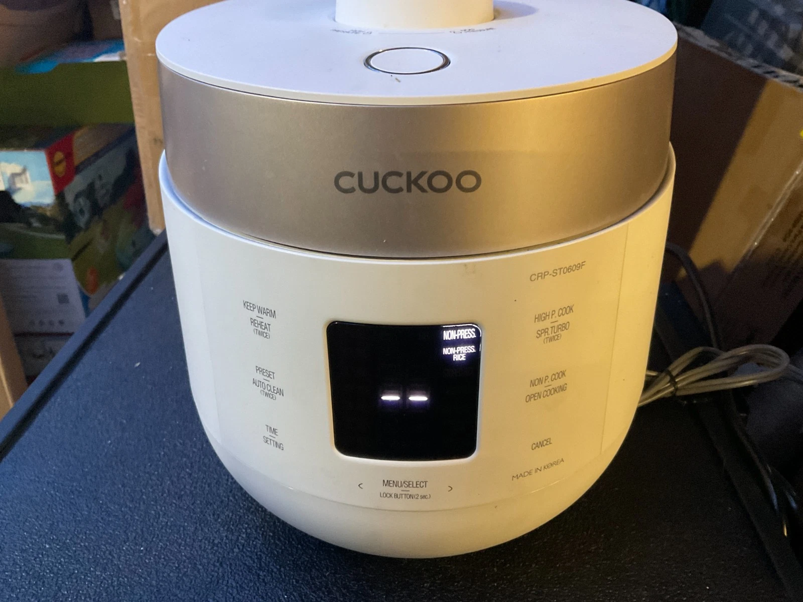 CUCKOO CRP-ST0609F 6-Cup Twin Pressure Rice Cooker & Warmer