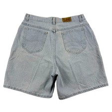 Vintage Lee Light Blue Women's Mom Jean Shorts Waist 33" Inseam 7"