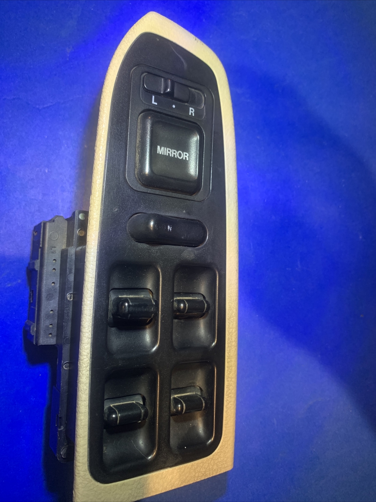19901993 Honda Accord 4 Door Master Power Window Switch 4DR LH Beige