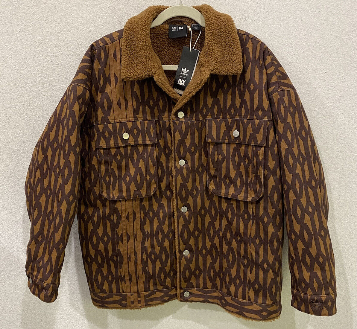 IVY PARK x ADIDAS DENIM MONOGRAM BROWN JACKET WILD BROWN IVY PARK x ADIDAS DENIM MONOGRAM BROWN JACKET WILD BROWN