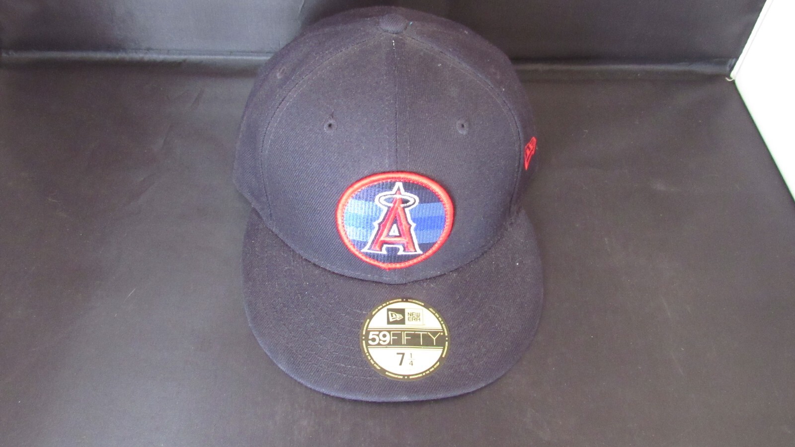 Picture 1 of 5