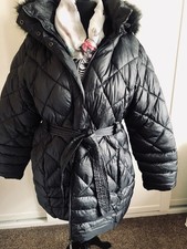 Ladies Winter Coat New without Tags. 