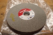 NEW OLD STOCK 3M SCOTCH BRITE WHEEL 6X 1/2 X1" DEBURRING WHEEL