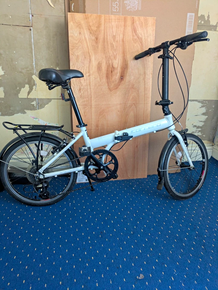 Carrera Subway Folding Bike 20in 6 Speed White/Black Rear Rack Mudguards - Image 1 of 4